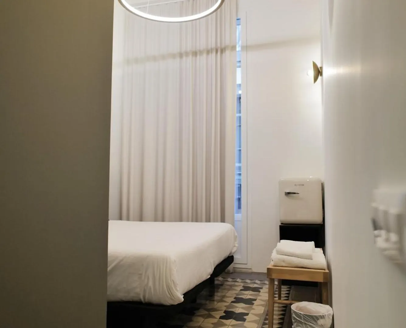 Hostal Porxos Garden Barcelona Pensionat