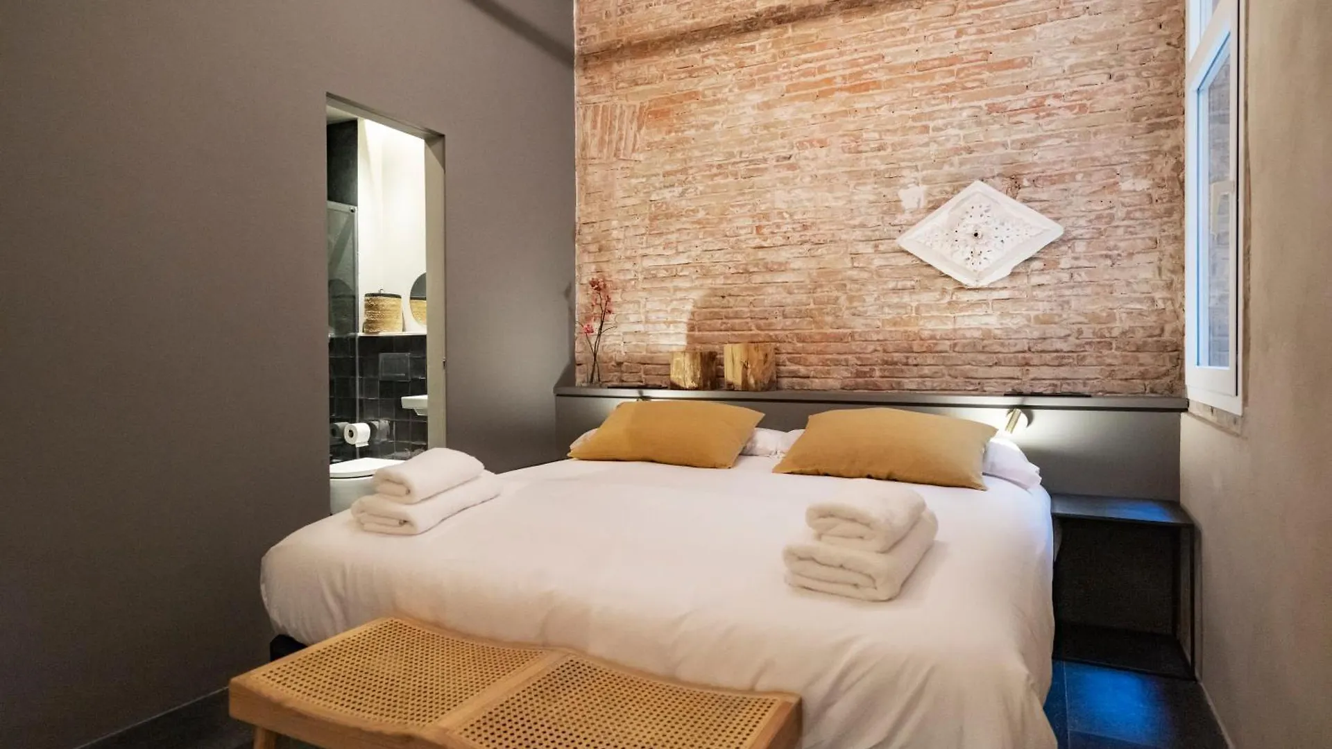 Hostal Porxos Garden Barcelona 0*,  Spanien