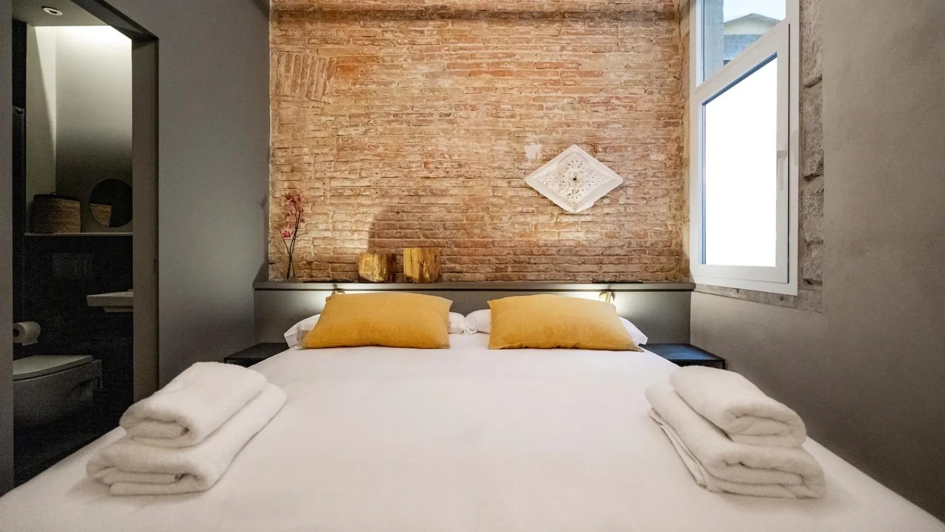 Hostal Porxos Garden Barcelona Spain
